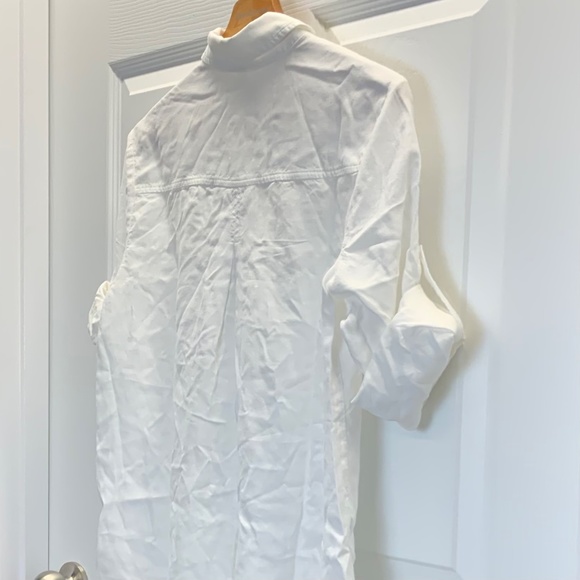 Anthropologie Cloth & Stone Classic Buttondown - Picture 16 of 16